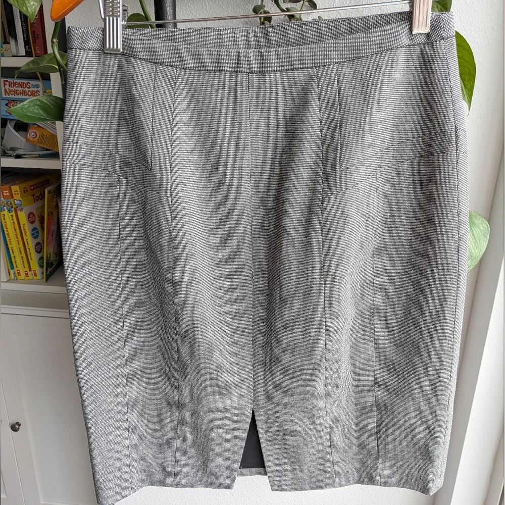 Express Design Studio Grey Textured Pencil Skirt - Size 4 - Y2K Office Chic
